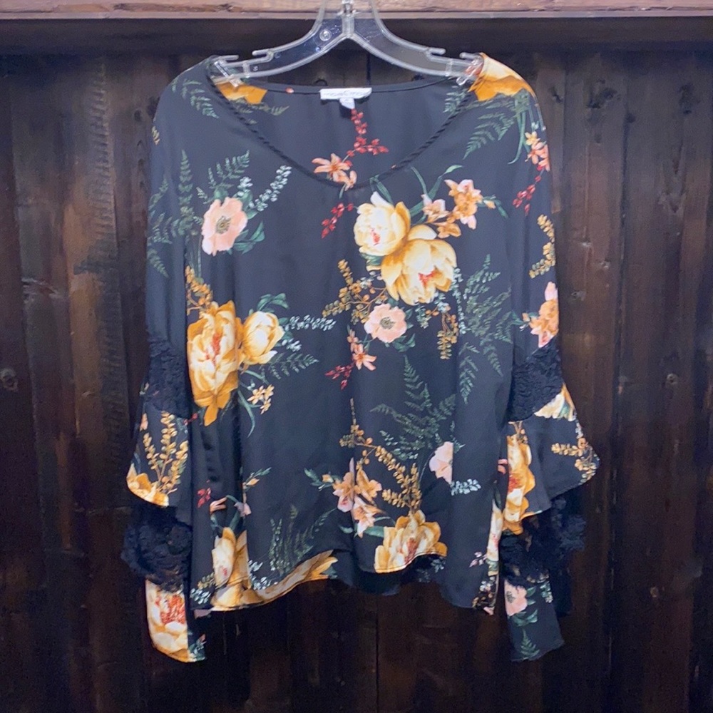 Black Long Sleeve Blouse-XL, beautiful floral print